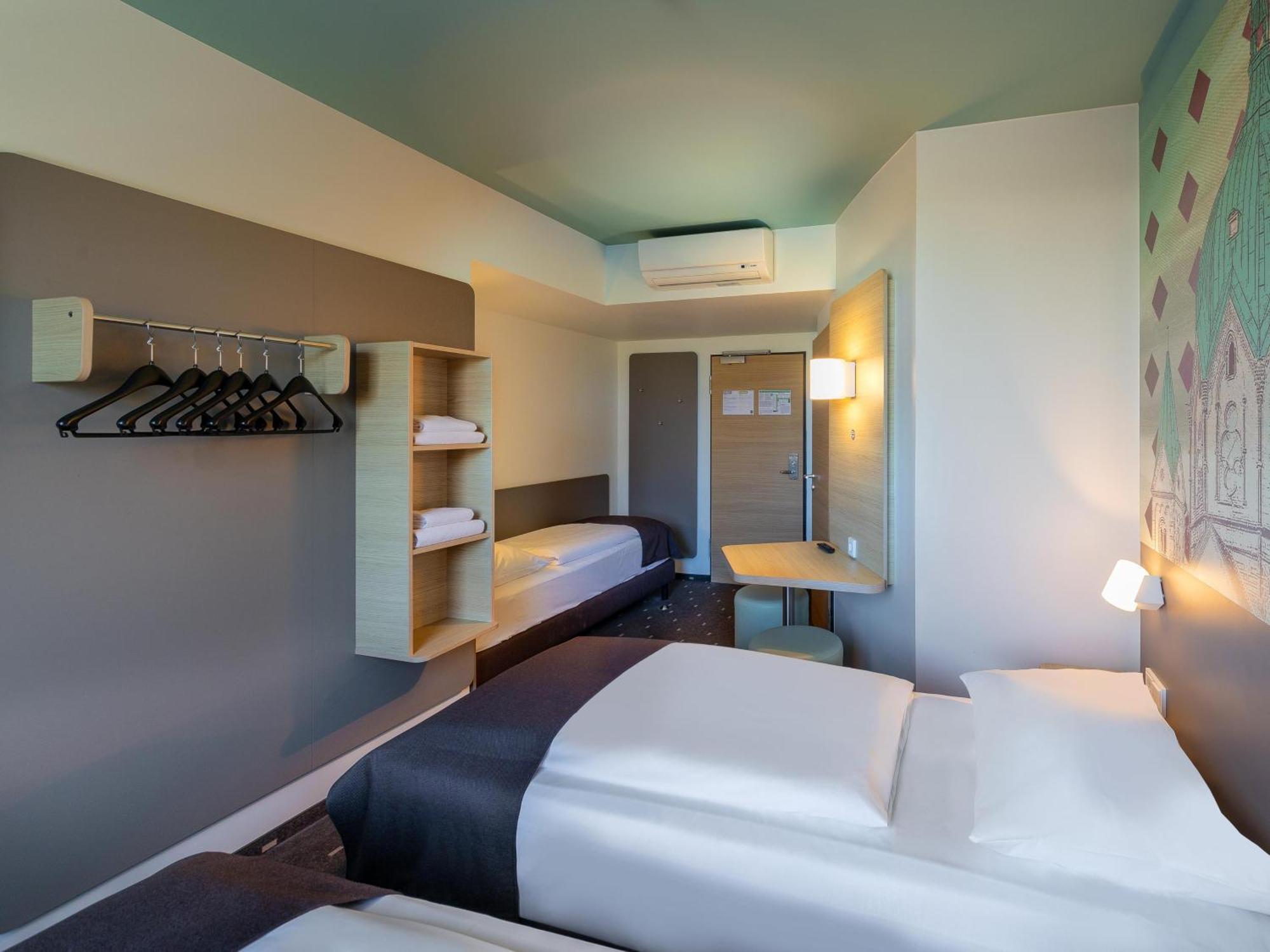 B&B Hotel Neuss Esterno foto