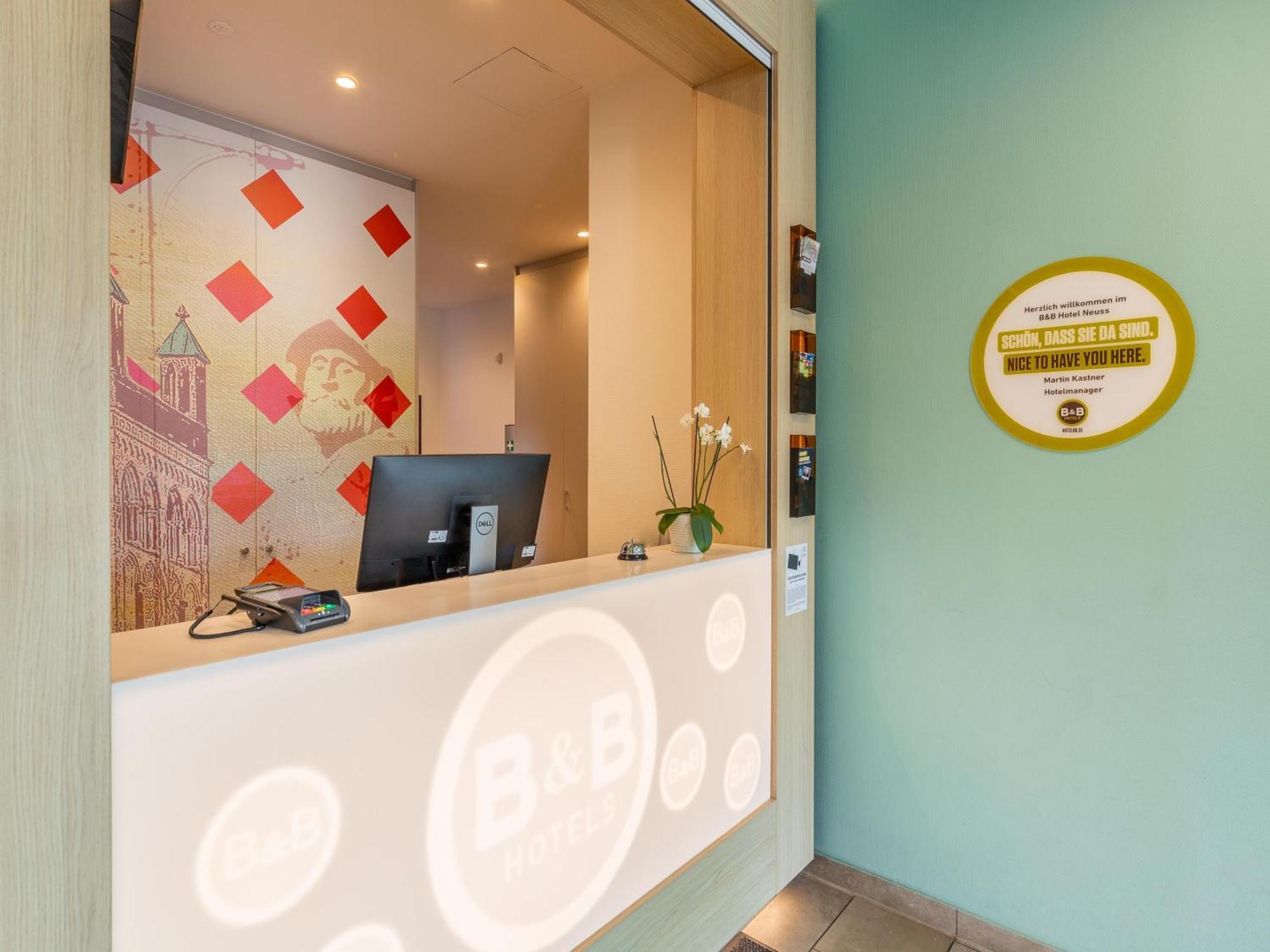 B&B Hotel Neuss Esterno foto