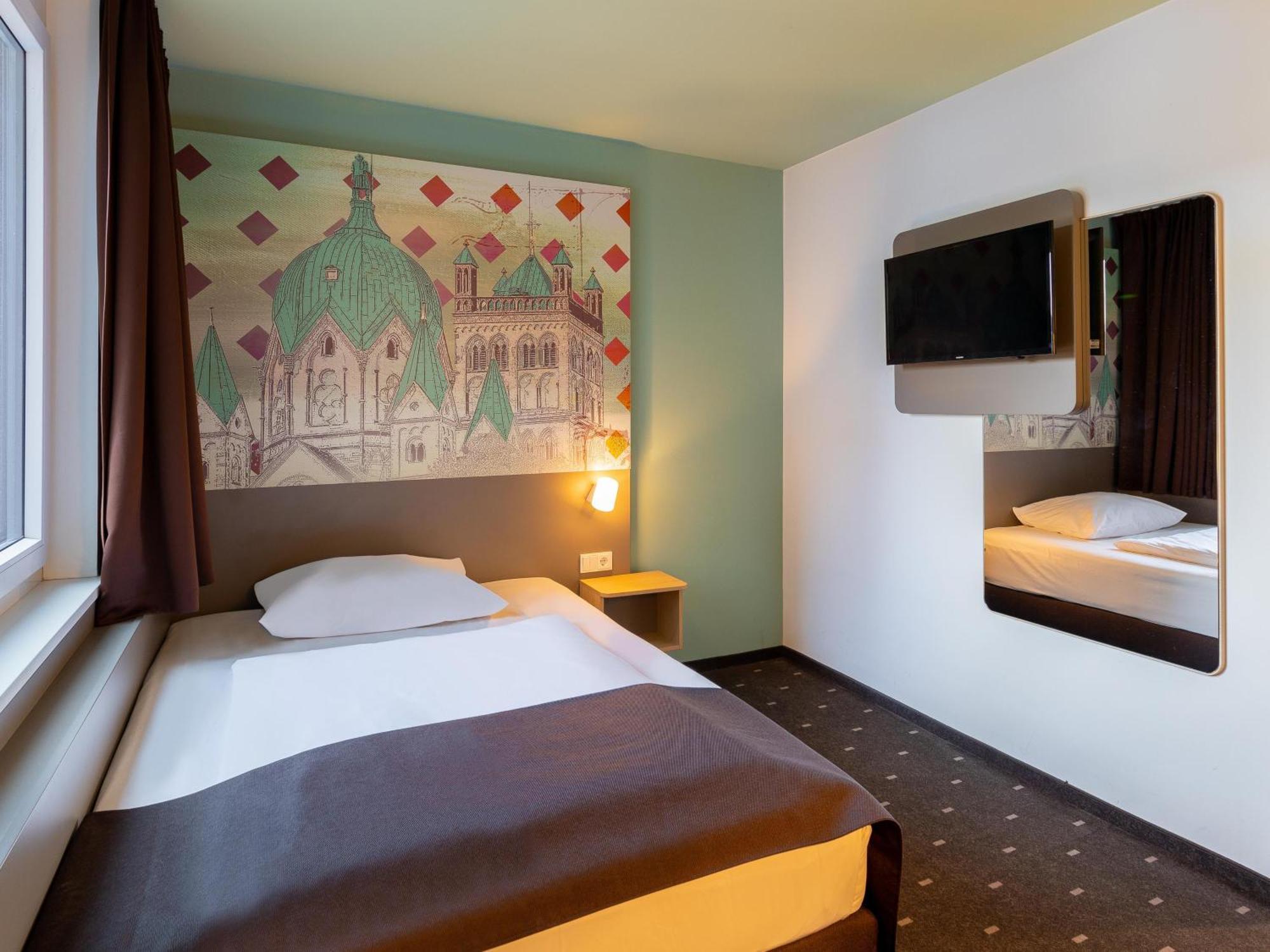 B&B Hotel Neuss Esterno foto